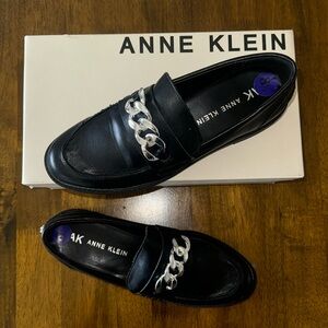 Anne Klein Black Chain loafers